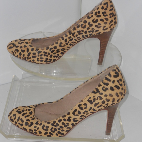 LADY CLASSIC LEATHER LEOPARD PRINT PUMPS - Picture 2 of 3